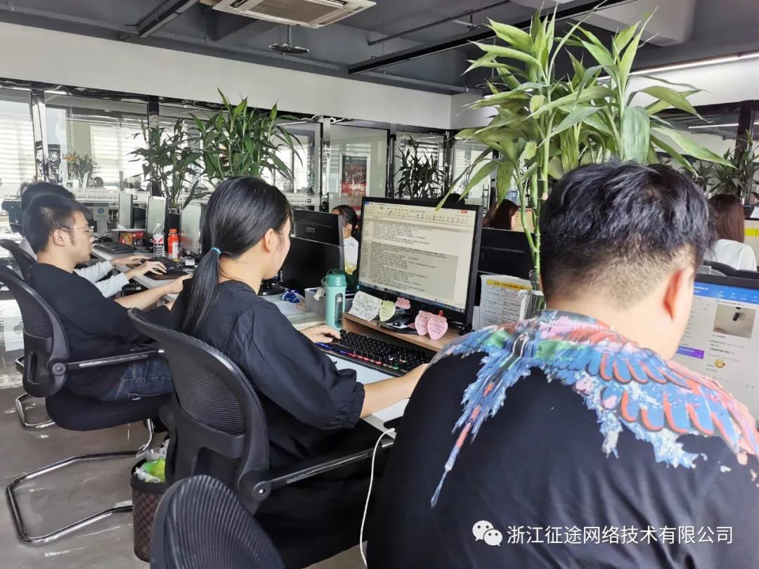 在追梦的路上，我们从未停止脚步