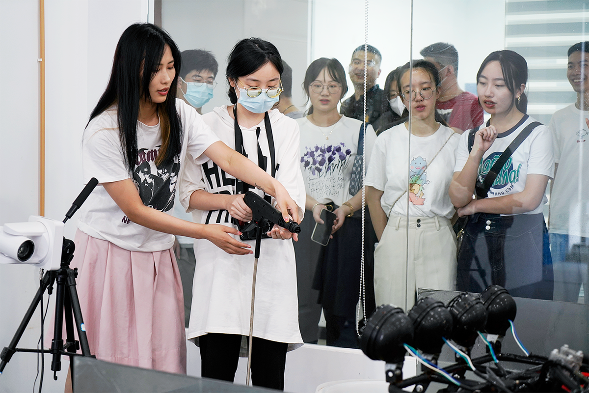 后浪奔涌而来，双一流大学生深入我司参观学习